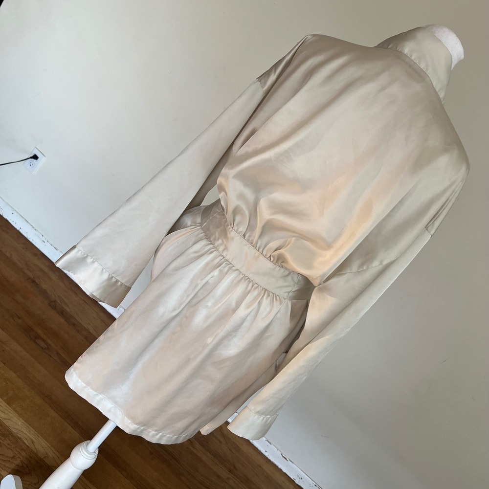 Victoria's Secret Satin Robe Champagne Ivory One Size Wrap Belted Pockets - Picture 5 of 6